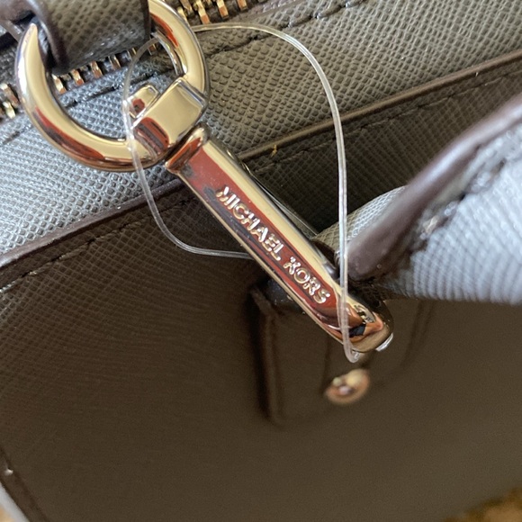 Michael Kors | NWT Gray Medium Satchel Purse - Picture 5 of 13